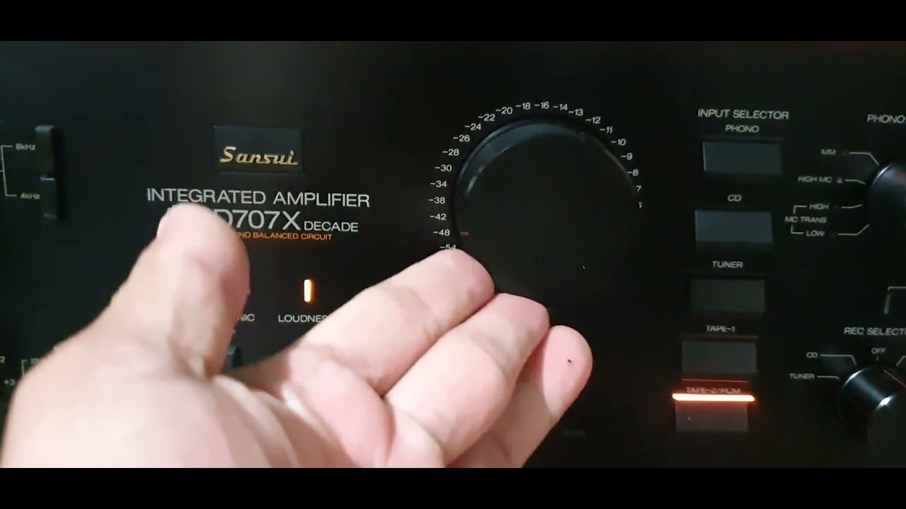 SANSUI AU-D707X DECADE (1984) - YouTube