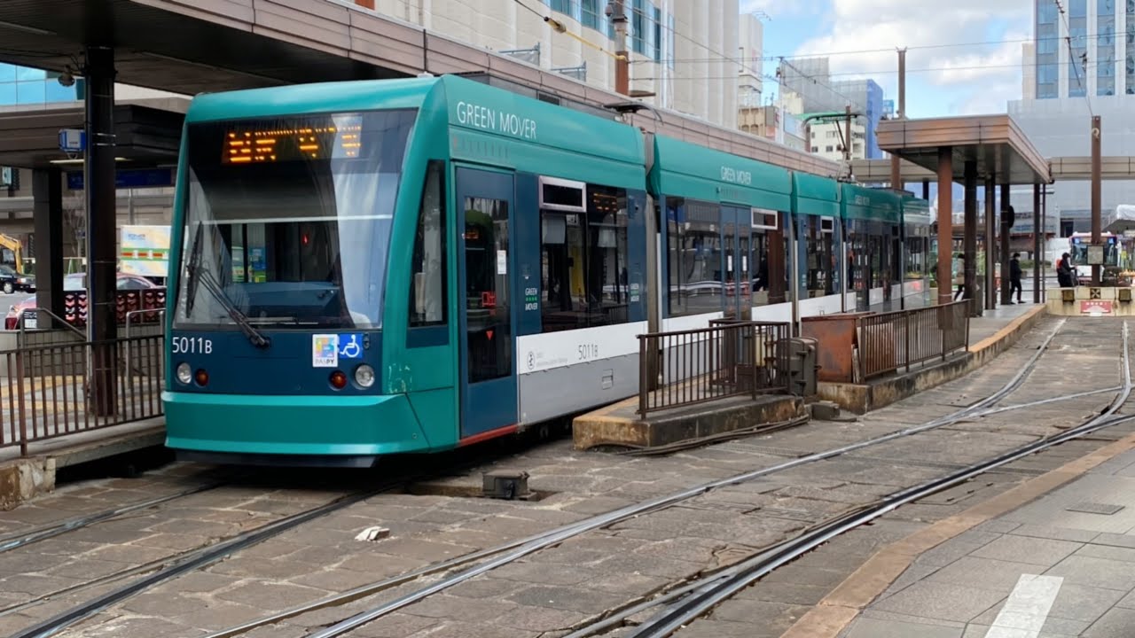 広島電鉄路面電車【特別編】グリーンムーバー5000形 - YouTube