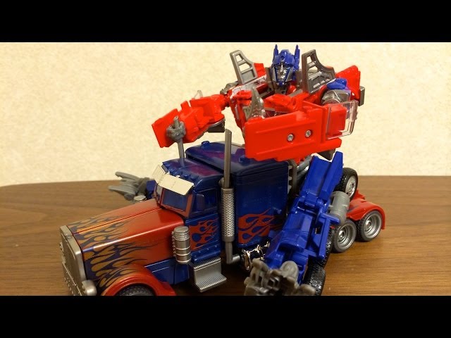 変形解説①トランスフォーマー AD12 リベンジオプティマスプライム