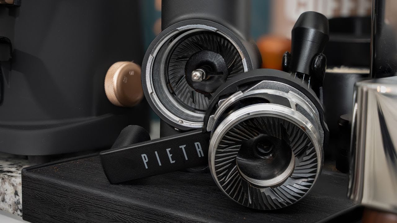 Pietro Pro Brewing Manual Coffee Grinder - Pink – Fiorenzato USA