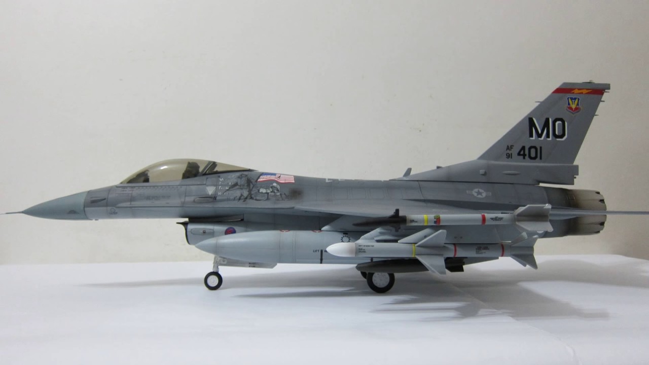 航空機・ヘリコプター bbi eliteforce F-16fighting falcon 1/18