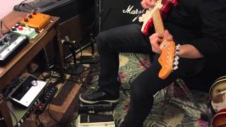 Fulltone Clyde Wah vs BBE Ben Wah (Vertex Axis Wah) - YouTube
