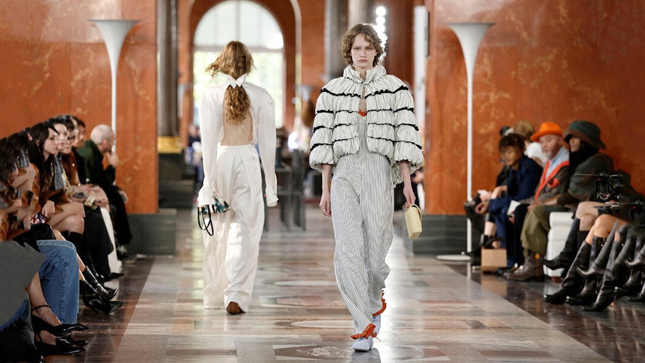 Louis Vuitton | Spring Summer 2026 | Paris Fashion Week - YouTube