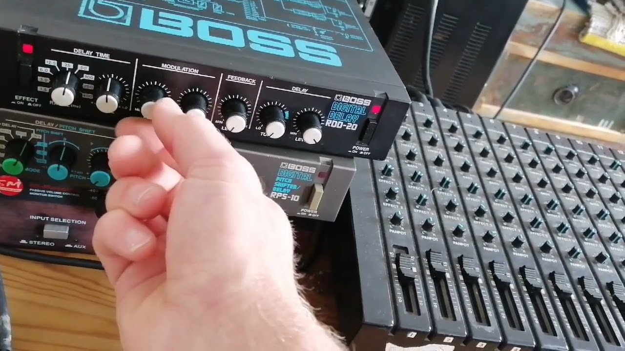 boss RDD 20 - YouTube
