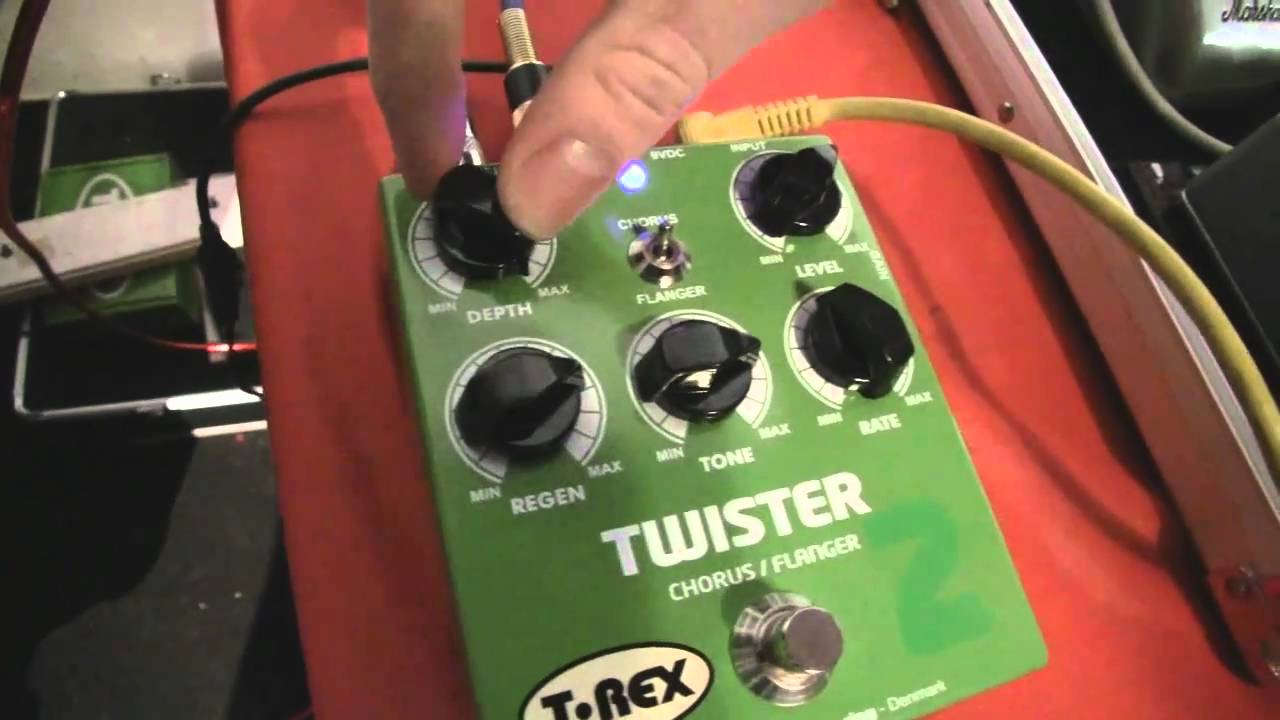 T-Rex Twister 2 Chorus Flanger Effects Pedal Review - YouTube