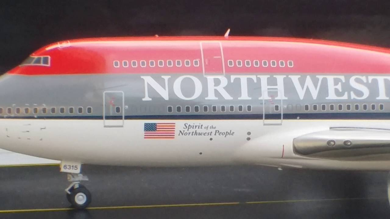 Gemini 200 Northwest Airlines B747-400(Bowling Shoe Livery)Review