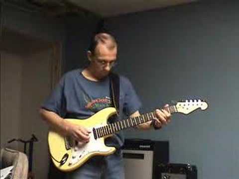 Danelectro Chicken Salad Vibrato - YouTube