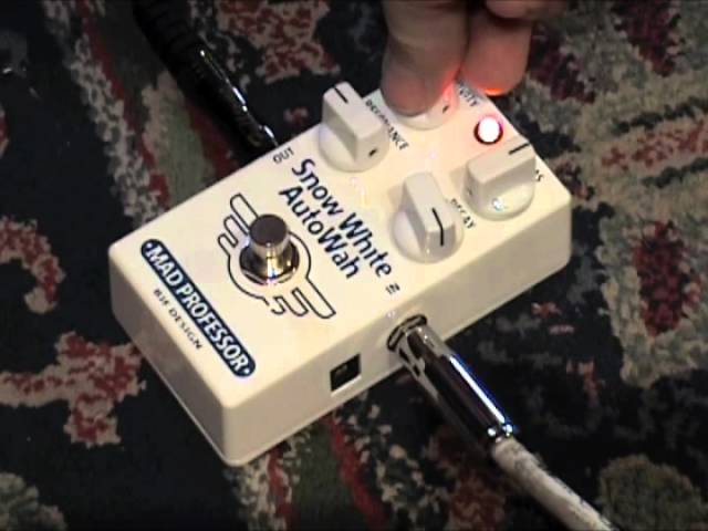 Mad Professor Snow White AutoWah (PCB) - YouTube
