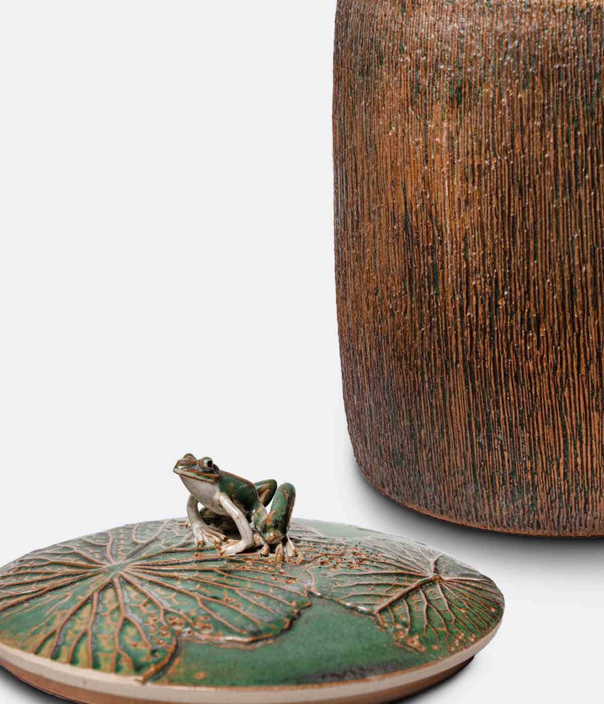 荷葉直紋青蛙茶倉(大) | 林義傑- 陶藝作家| 茶具