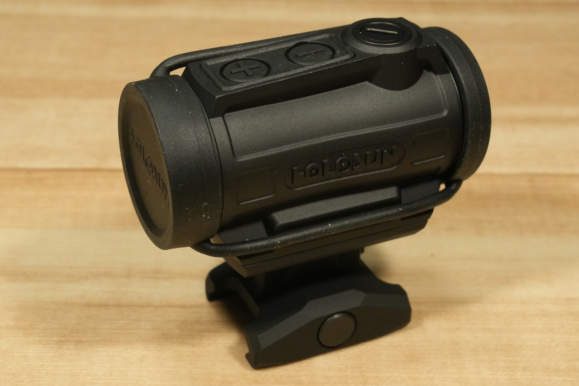 HOLOSUN 403/503シリーズの後継機種、ARO-MRS-RDのレビュー | エボログ