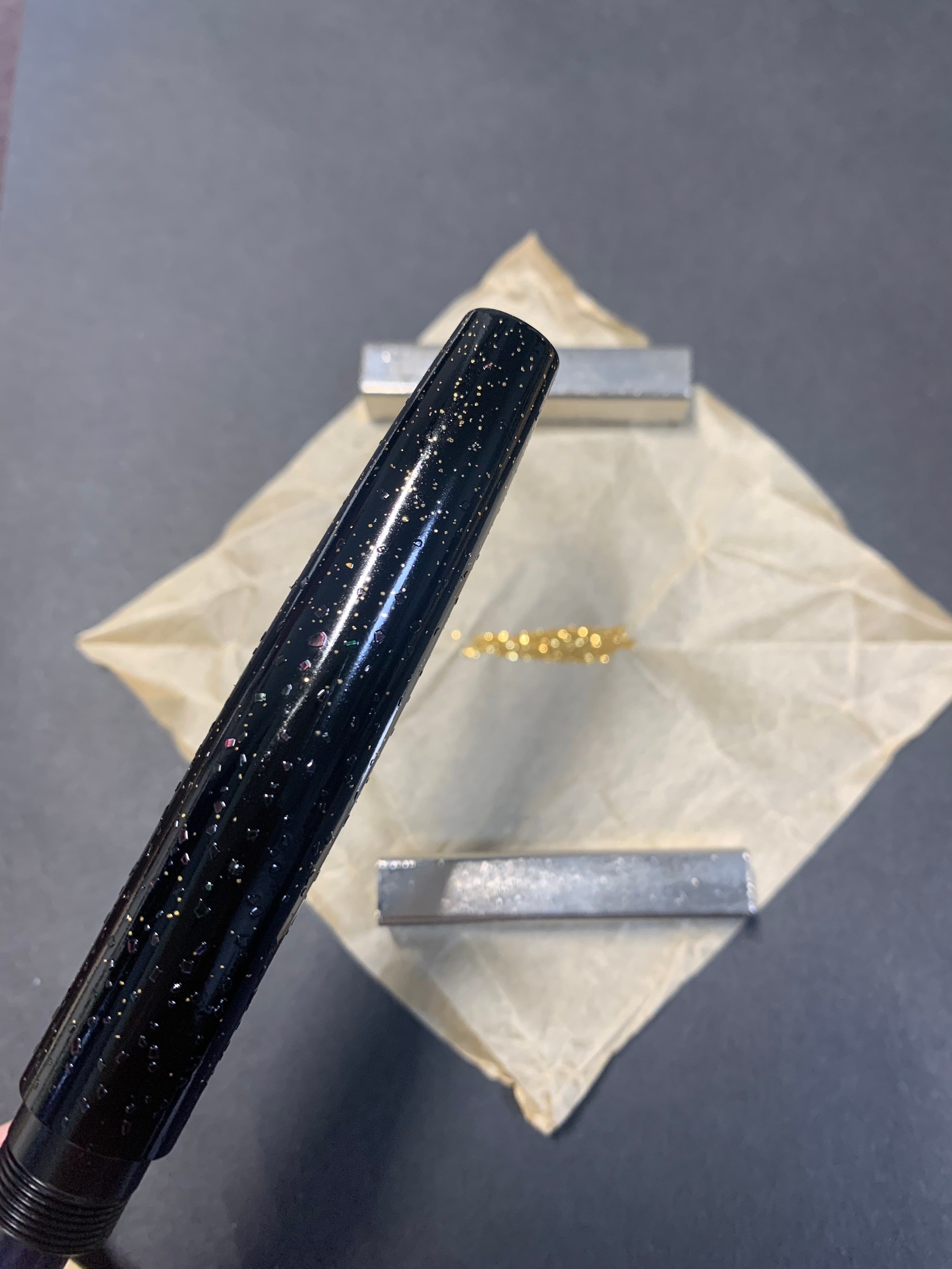 螺鈿＋金研出蒔絵 Raden+Gold-Togidashi-Makie – Yukari Mochizuki