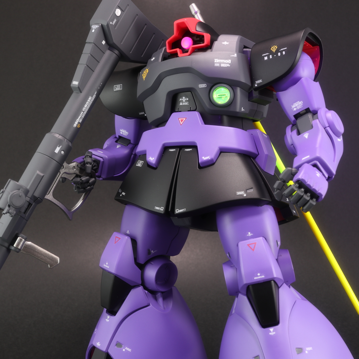 MG 1/100ドム ホワイトオーガー 重装仕様 改修 塗装 完成品 ガンダム MG 1/