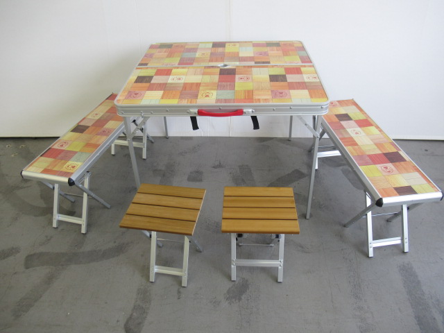 コールマン(Coleman) テーブル ナチュラルモザイクBBQテーブ LHC29176