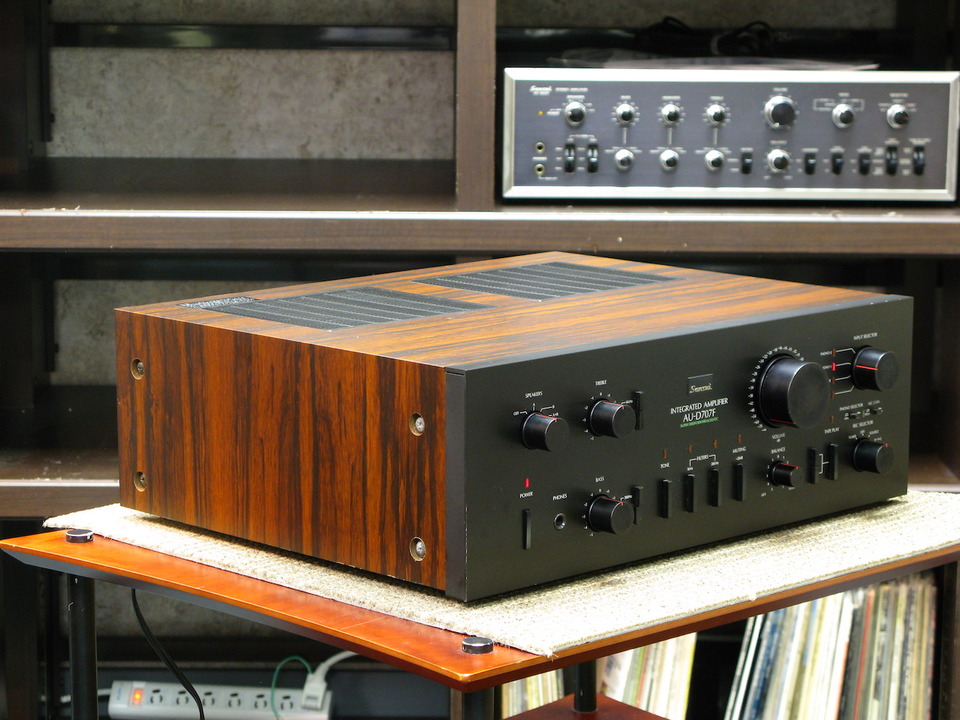 □□￥95,000・1979年SANSUI AU-D707 プリメインアンプ SANSUI AU