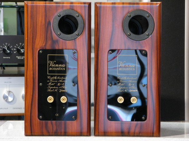 Vienna Acoustics S-1スピーカー ウィーンアコースティック Vienna