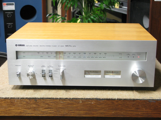 YAMAHA CT-1000 FMステレオ/AMチューナー YAMAHA CT-1000 FMステレオ