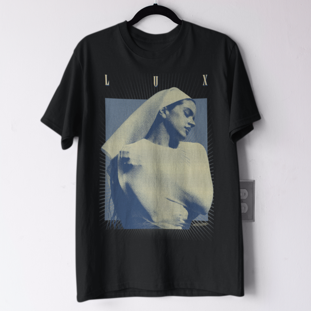 T-Shirt Classic Rosalia - LUX em Flutuante