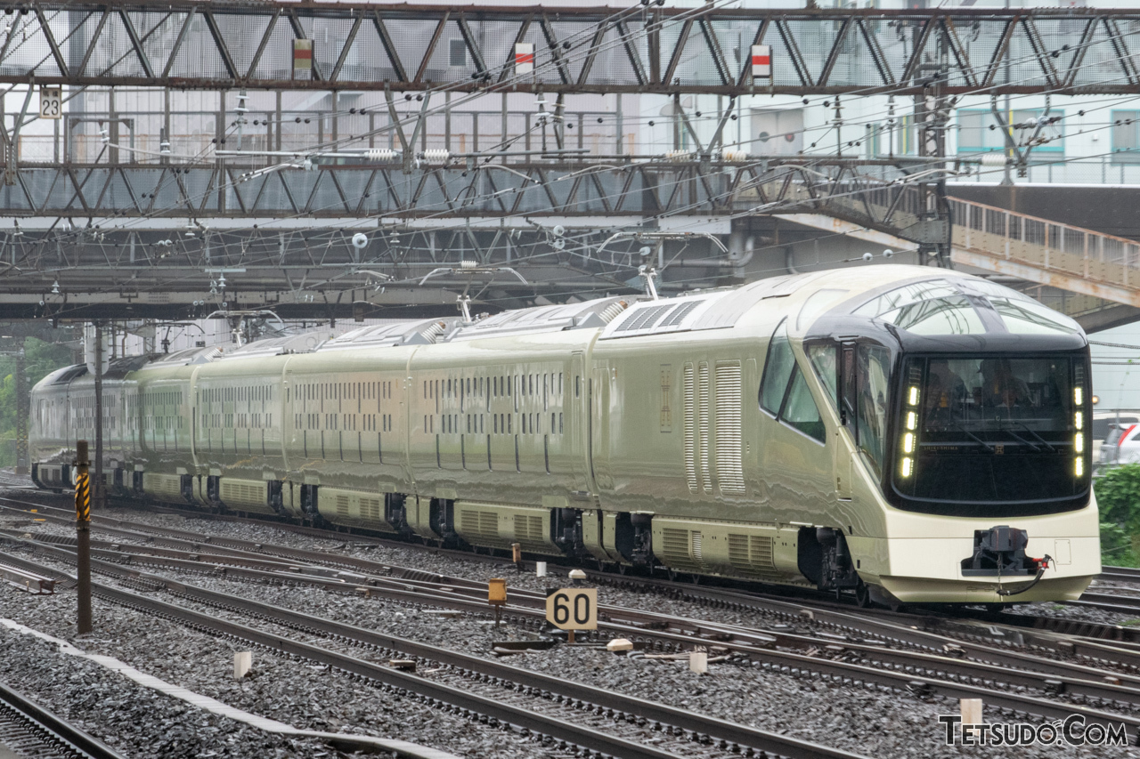 TRAIN SUITE 四季島 バッジ 入手困難 Amazon.co.jp: JR東日本 TRAIN