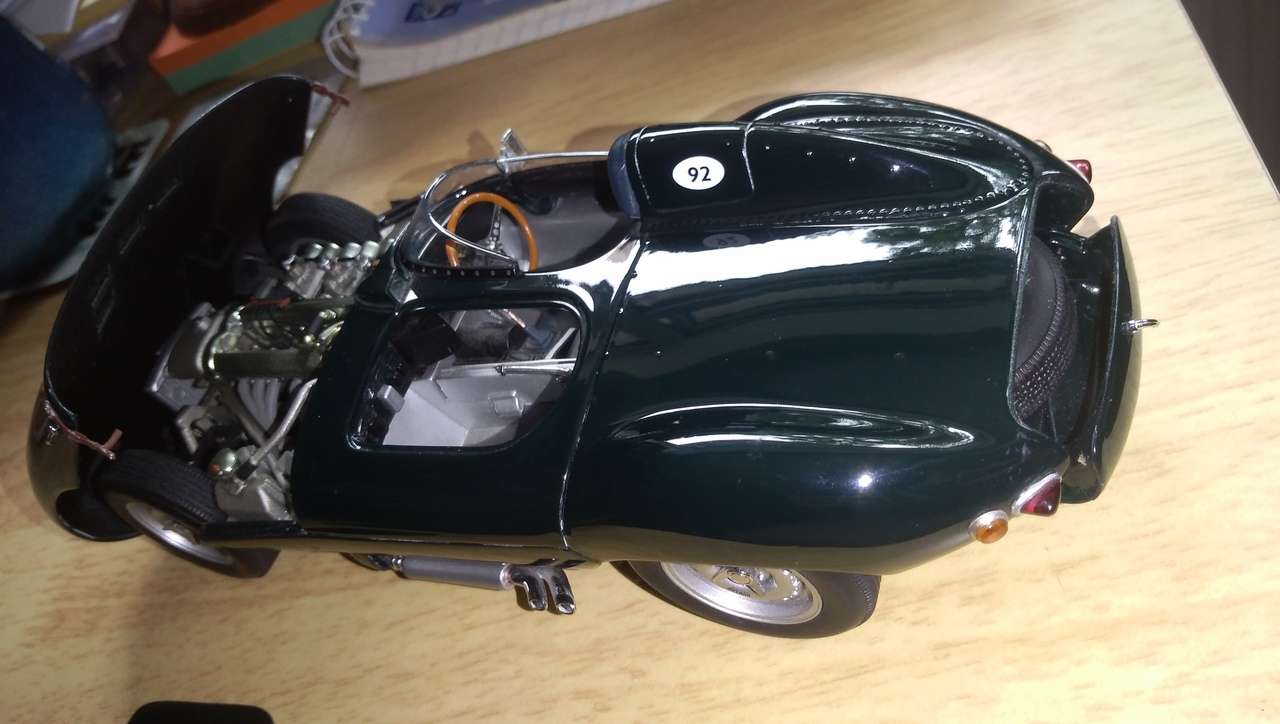 車 JAGAUAR Xk SS 1/18 AUTO・ART ダイキャスト