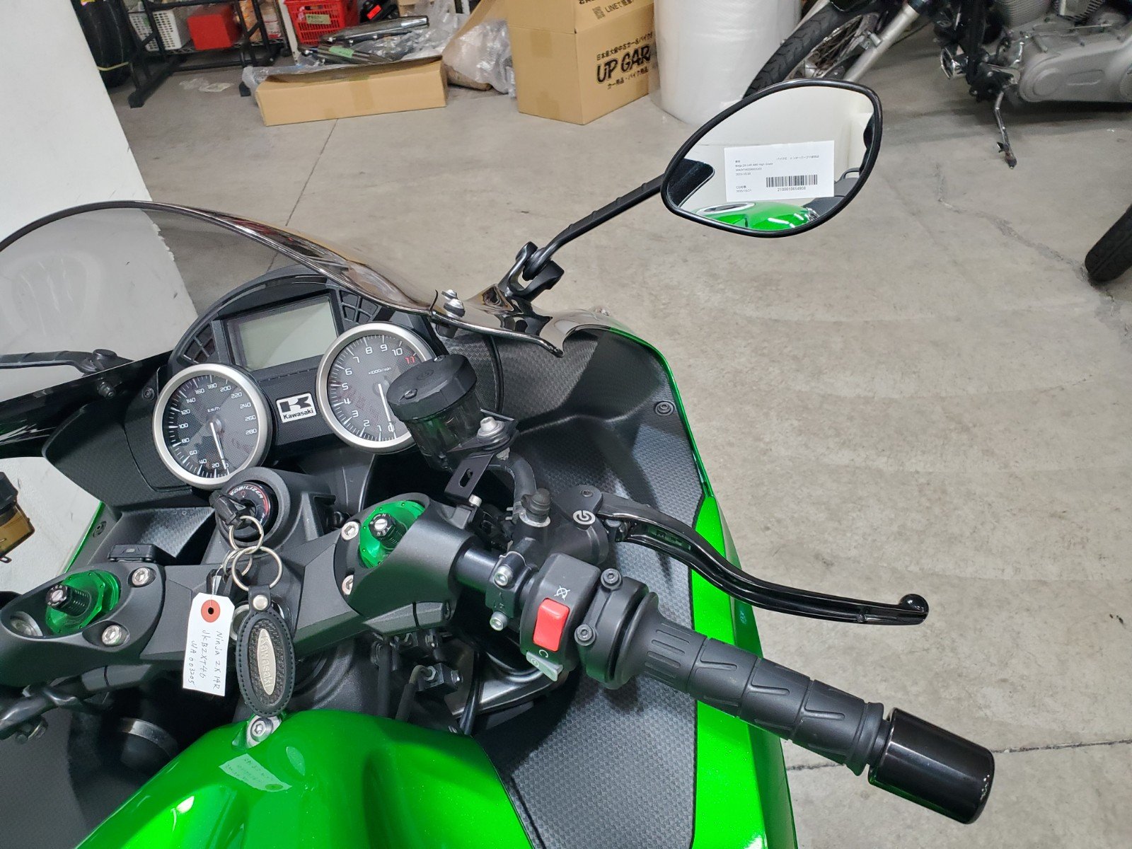 23052196.jpg?resize=600,450,ffffff