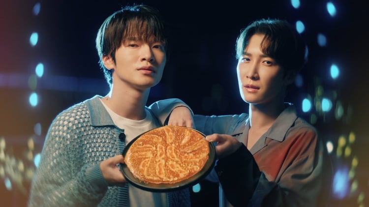 Snow Man深澤辰哉＆渡辺翔太、大阪王将の餃子と焼売をうっとりじっくり