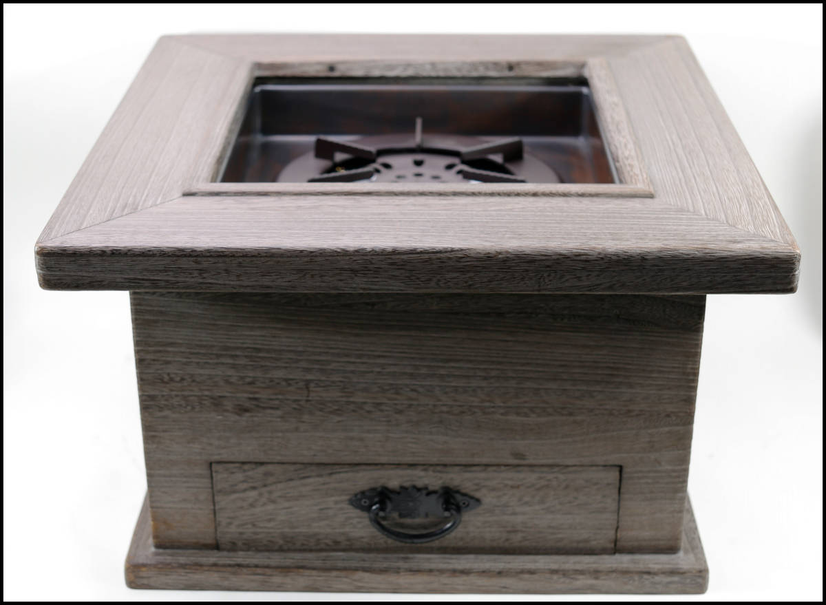 ハロゲン ヒーター 囲炉裏 火鉢 電気式 加湿器 無煙 無臭 アマミ AM-22