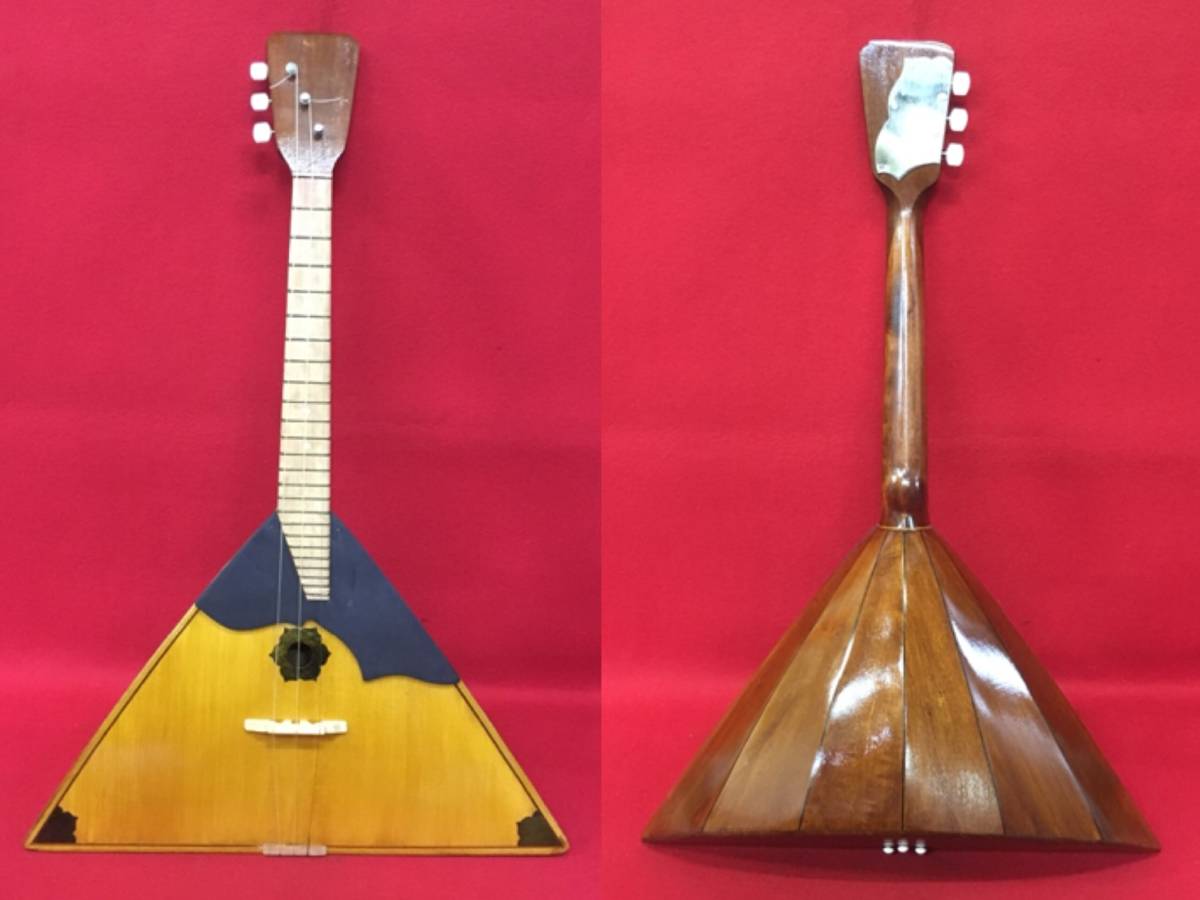 ロシア民族楽器 バラライカ 3弦 BARARAIKA