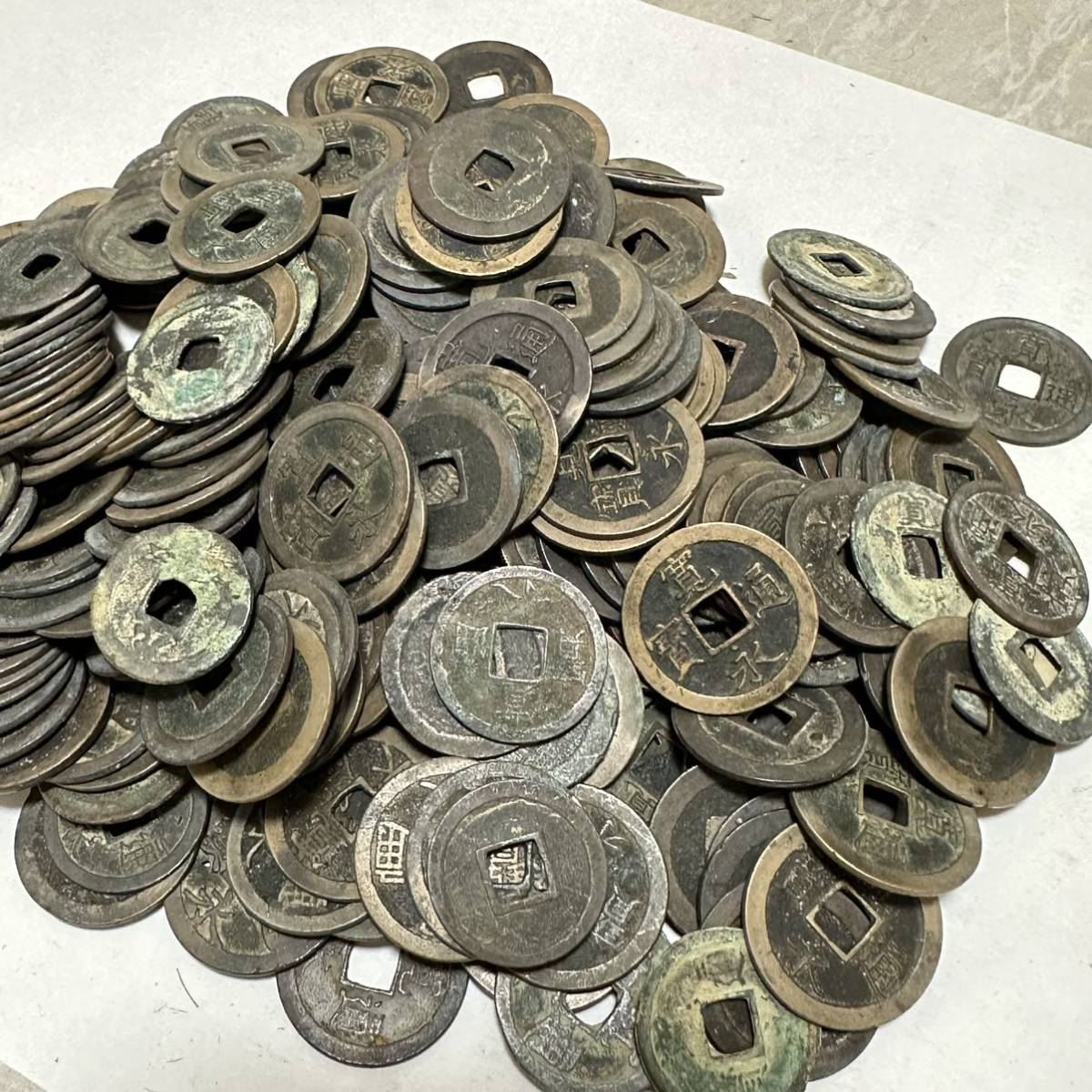 外国 昔の貨幣 古銭 世界の まとめ売り正味6.5kg NO.42 外国 昔の貨幣