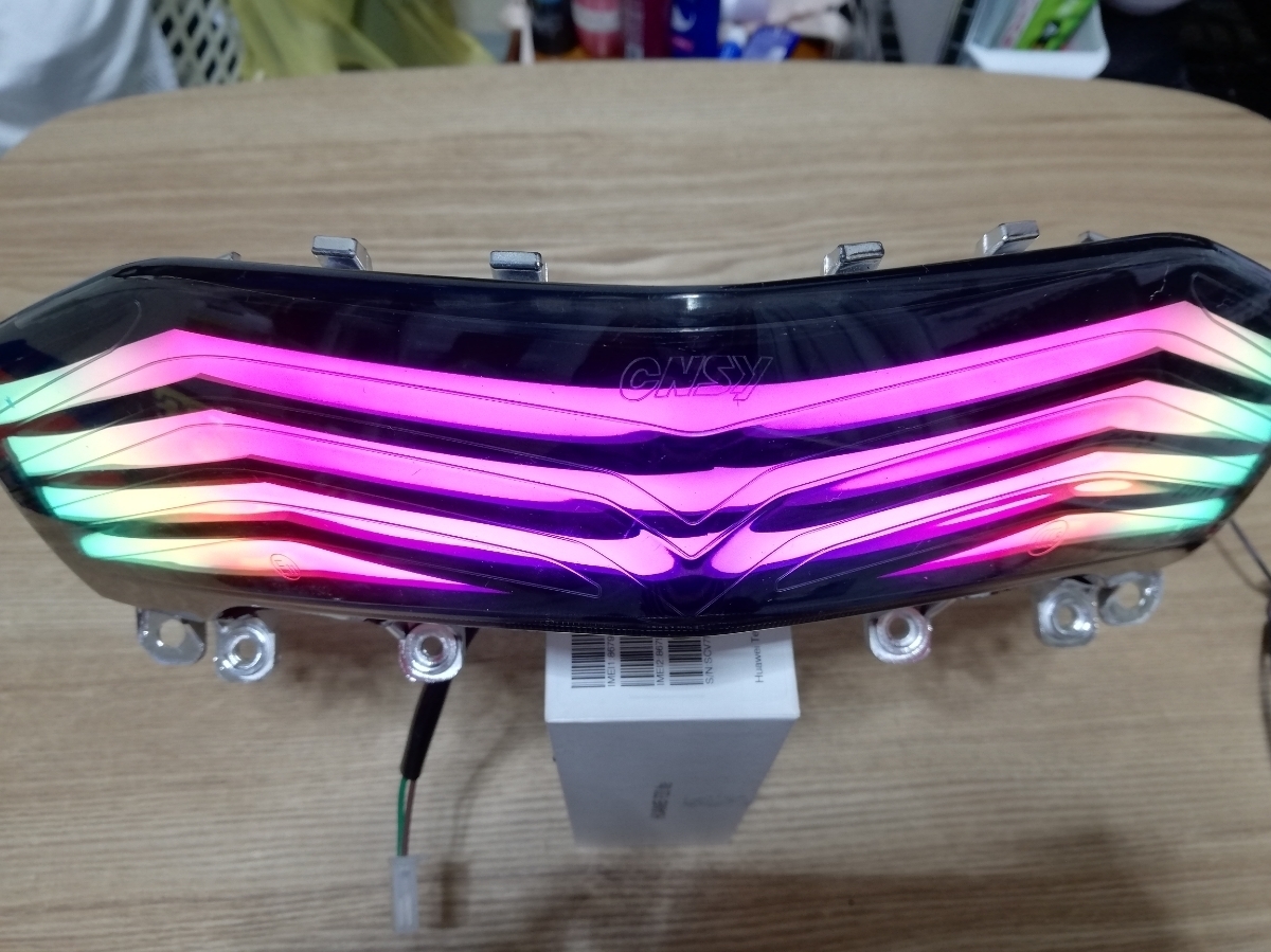 シグナスx 3型社外テールランプウインカーセット ファイバー