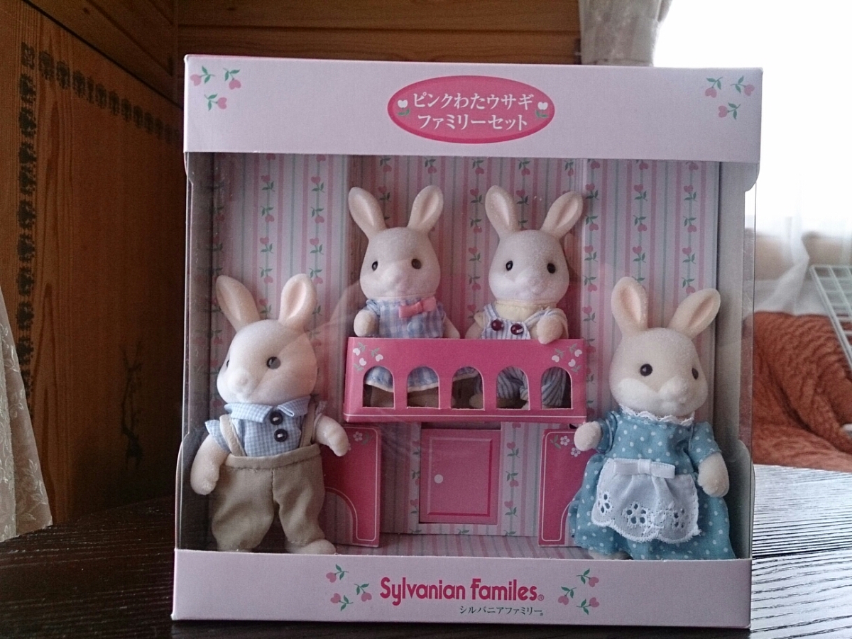 レア】エポックシルバニアファミリーピンクわたウサギファミリー
