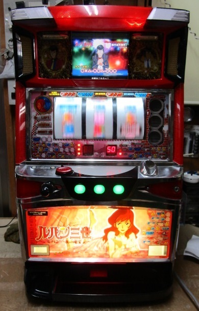 送料込みパチスロ ルパン三世 一族の秘宝 実機 ルパン三世一族の秘宝