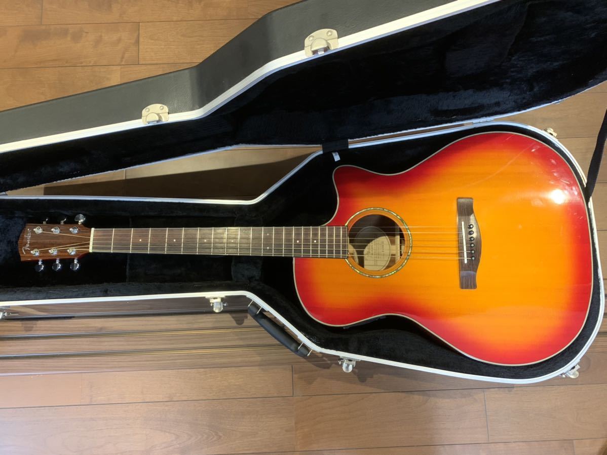 FENDER GDC-200SCE YUI使用モデルで当時話題になったエレアコ