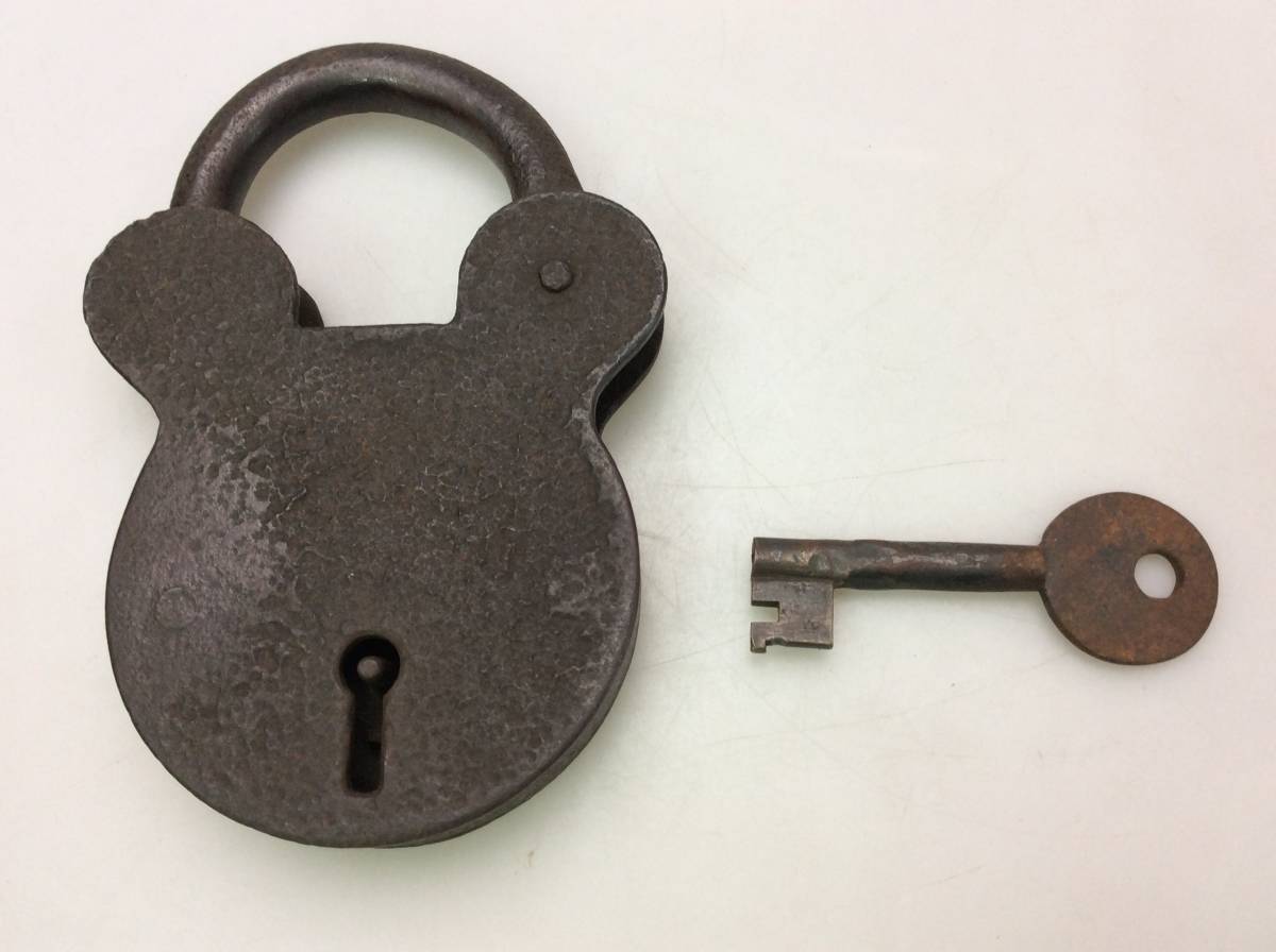 鍵 アウトレット 錠前 古民具 アンティーク 蔵の鍵 古い鍵 錠前 蔵鍵