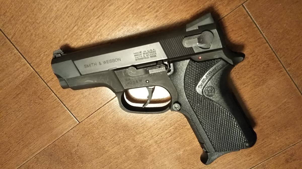 WA S&W ショーティー40 ガスブローバック ヘビーウェイト