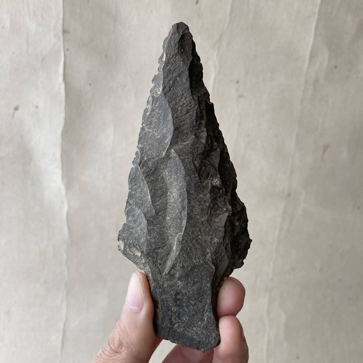 原始人 アイヌ仕様。pro 有舌尖頭器 石器 模写サヌカイト