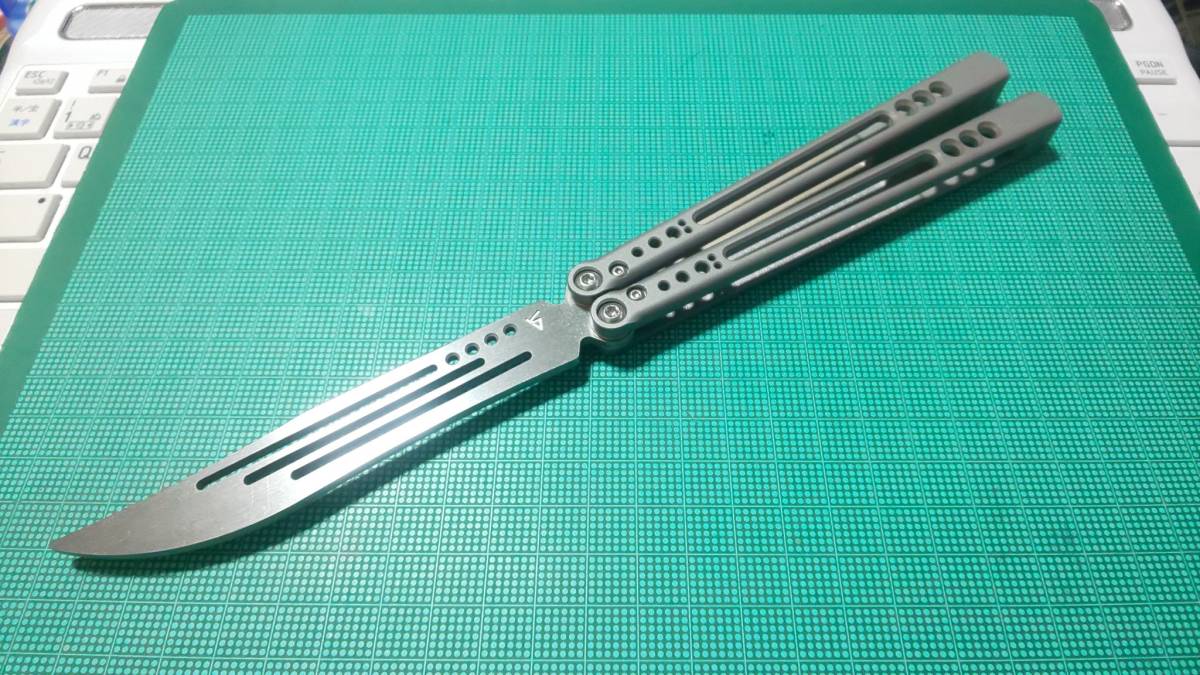 svix gale v3 balisong バタフライナイフトレーナー