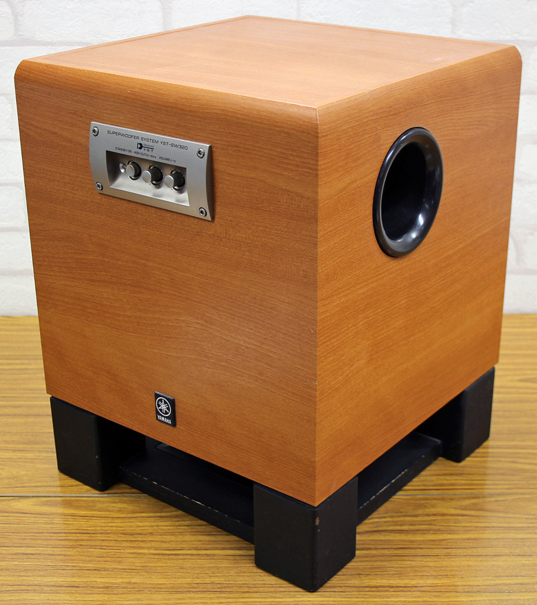 YAMAHA YST-SW320 サブウーファー スーパーウーファーシステム ヤマハ