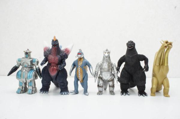 結集！歴代怪獣ボックス 全14種 カード14枚付き 結集歴代怪獣ボックス 全