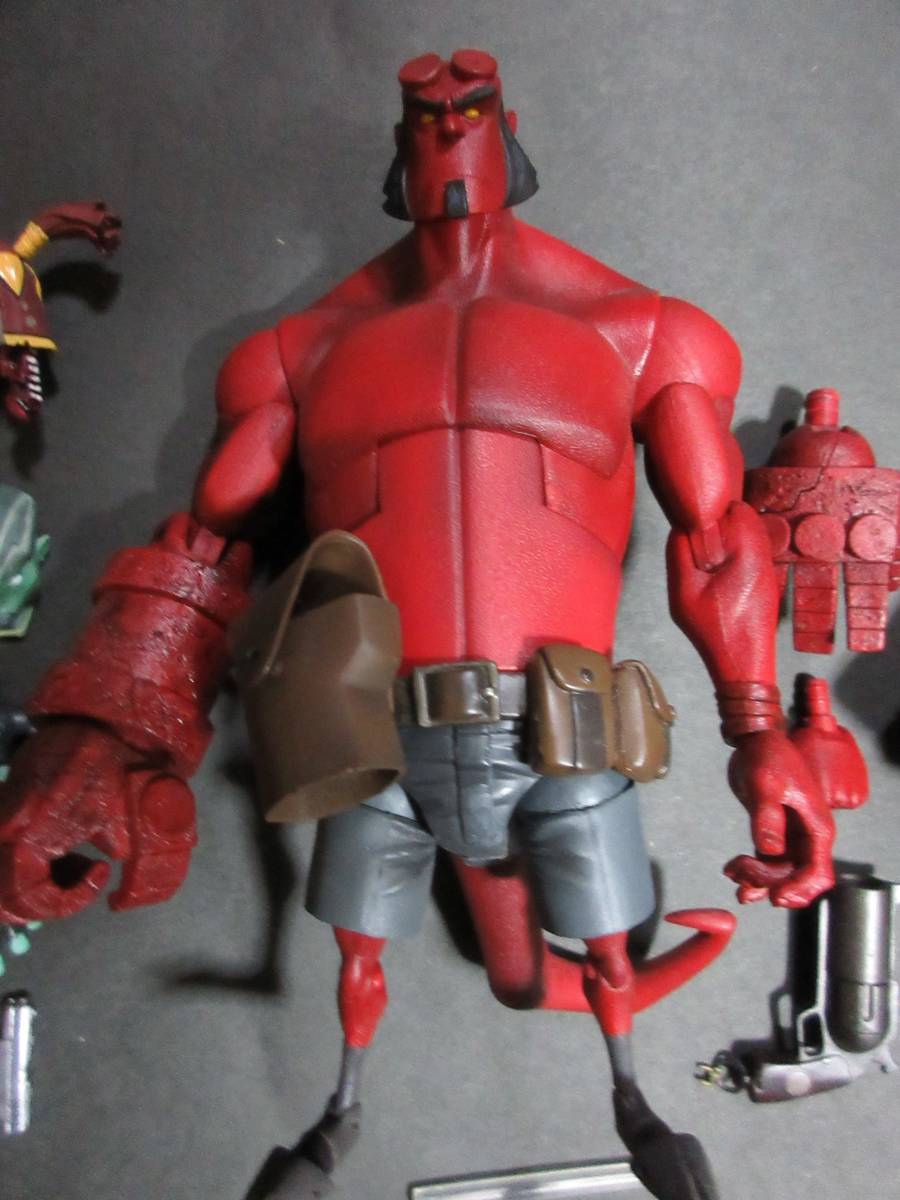 レアヘルボーイ アニメイテッド フィギュア ジェントルジャイアント