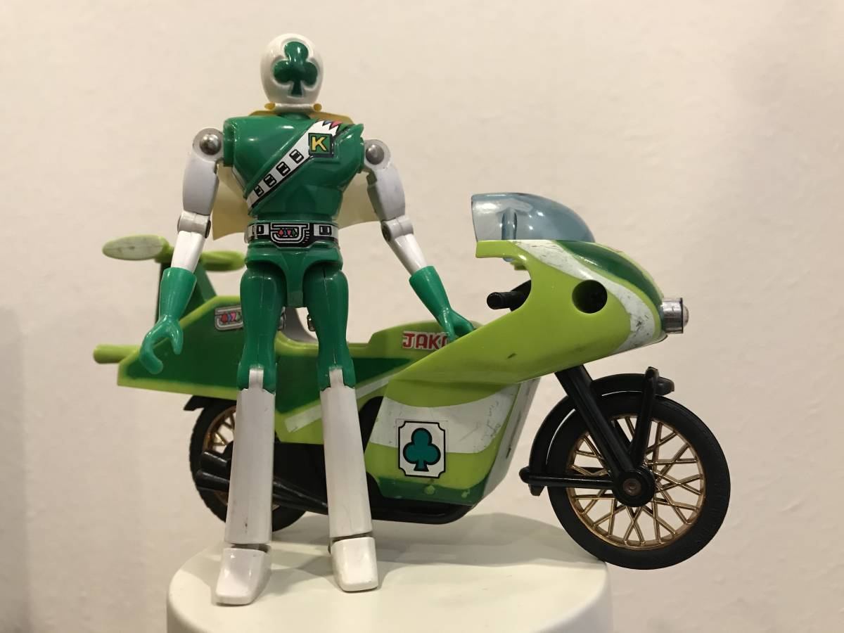 ジャッカー電撃隊 ポピニカ シリーズ オートクローバー ポピー 超合金