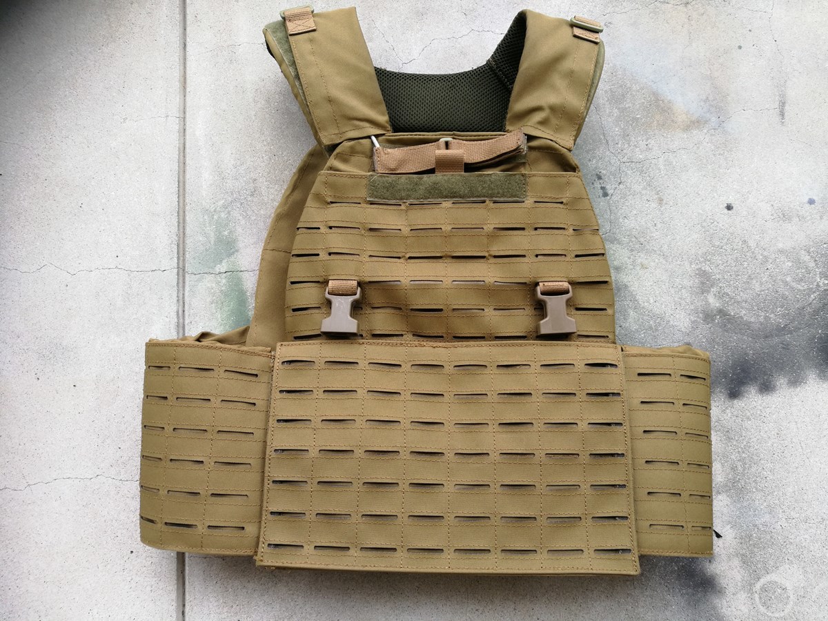 FSB MBC RAIDGear プレートキャリア