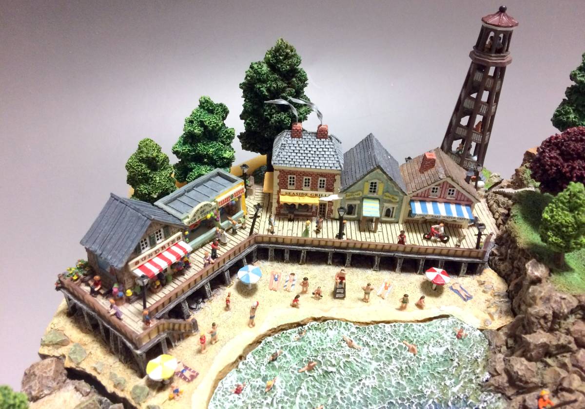 貴重 ダンバリーミント ジオラマ模型 『入り江の港町』