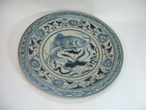 皿□安南呉須魚紋 染付 青華 花唐草 古玩 唐物 中国 古美術 時代物