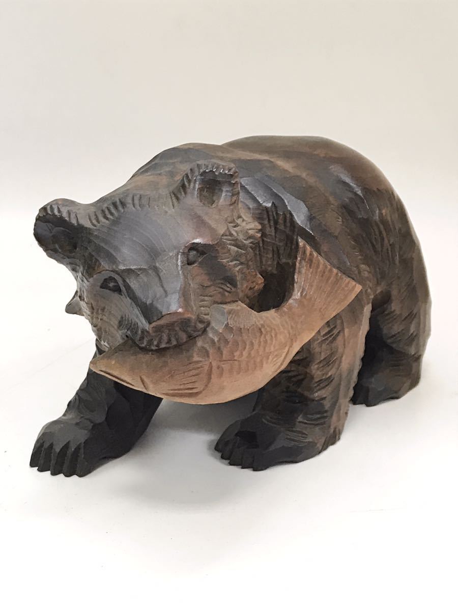 珍品 木彫り トウモロコシを食べる熊 ガラス目 【公式通販】