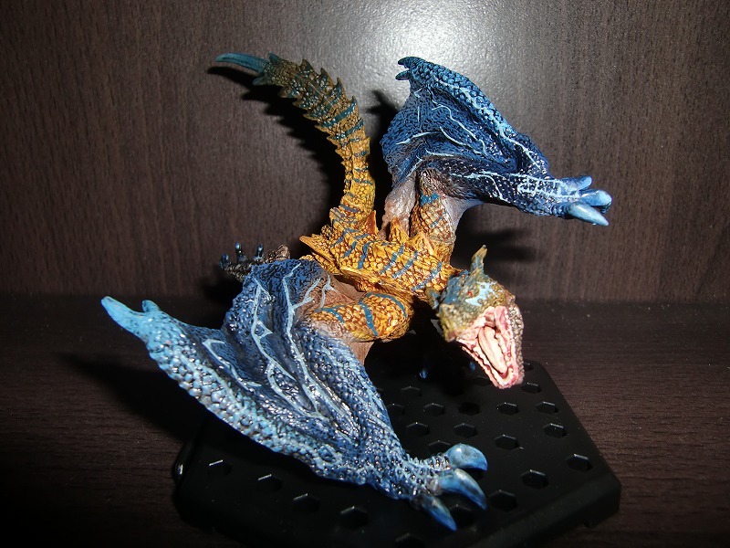 モンスターハンター スタンダードモデル 荒鉤爪ティガレックス 金雷公