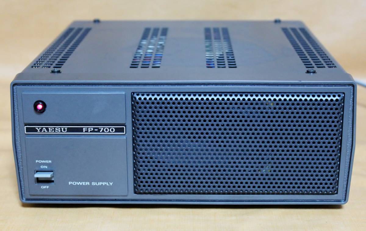 YAESU FT-77/FP-700 トランシーバー 無線機 ジャンク 八重洲