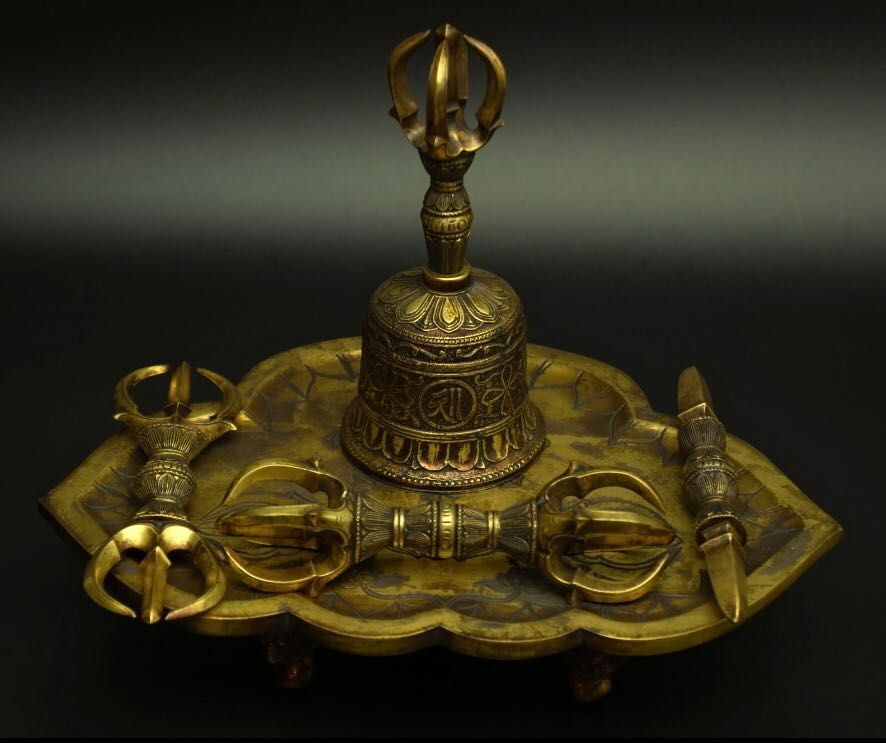 修縁堂】五鈷金剛鈴 法器 仏具 鬼面の鈴 鐘 金剛杵