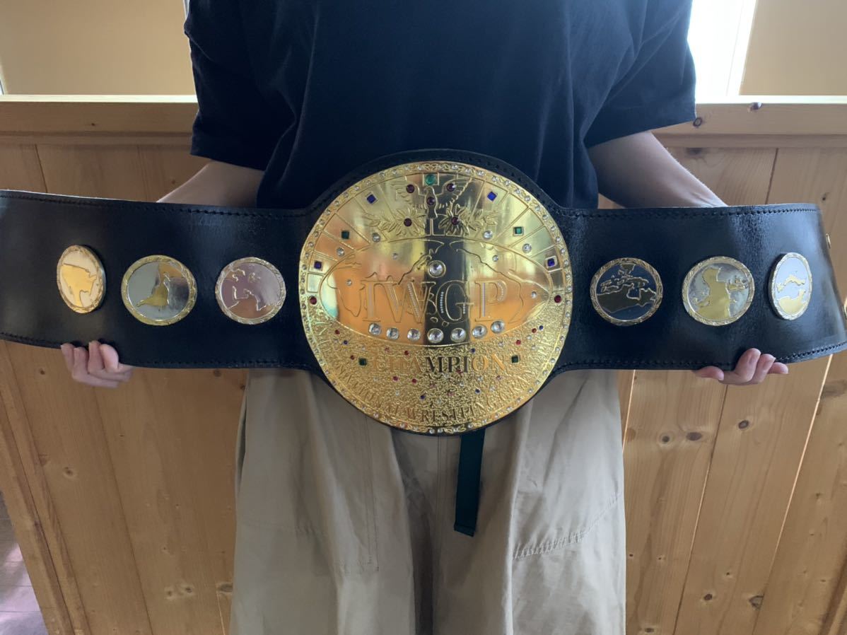新日本プロレス IWGP 2/5スケールレプリカ初代チャンピオンベルト 美品