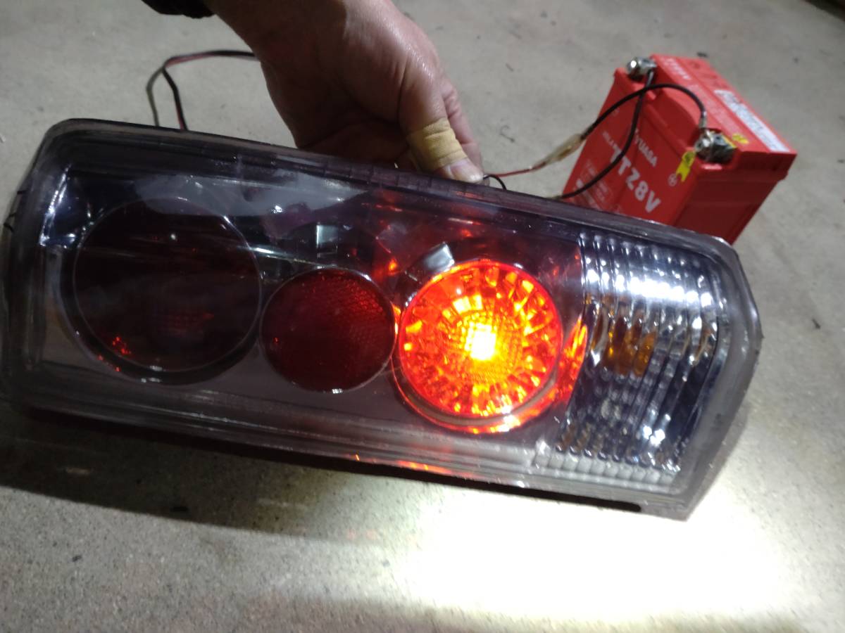 シボレー アストロ 純正 本国テールランプ