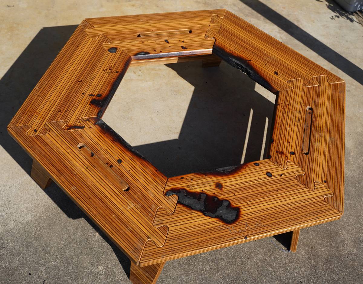 TheArth ヘキサテーブル 黒しま次郎 ざぁーす ヘキサテーブル 黒しま